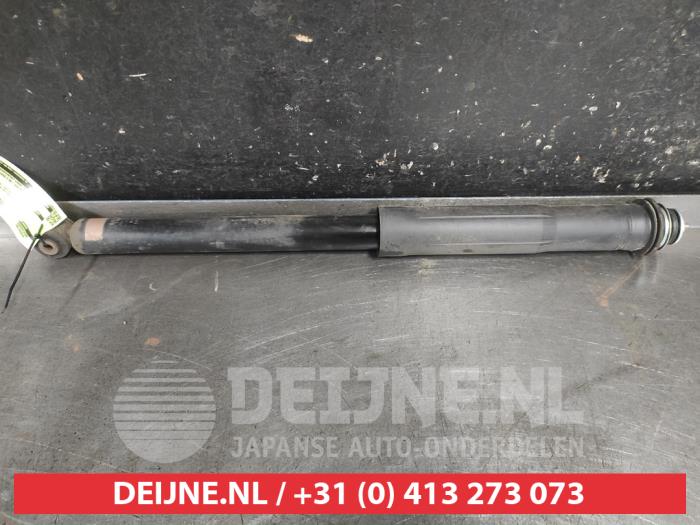 Toyota Yaris Stoßdämpferstrebe links hinten O741752