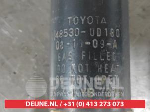 Toyota Yaris Stoßdämpferstrebe links hinten O741752 foto 2