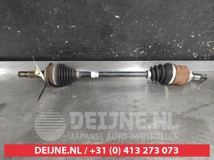 Toyota Yaris Antriebswelle links vorne O741754