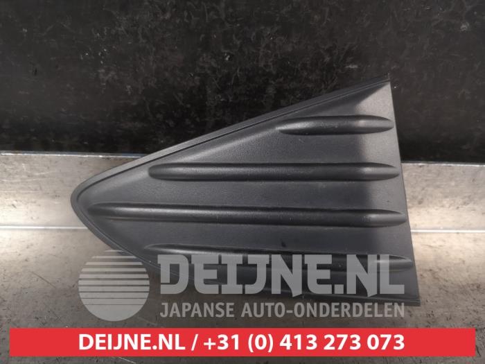 Toyota Yaris Bumper grille O741804
