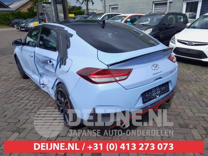 Hyundai I30 Fastback Tailgate reflector, left O741878