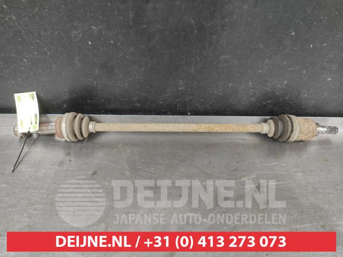 Nissan Murano Aandrijfas rechts-achter O741864