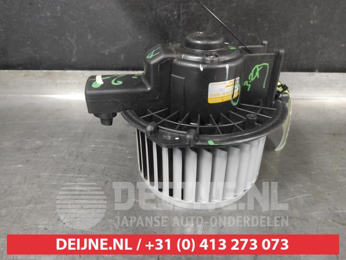 Suzuki Alto Heating and ventilation fan motor O741907