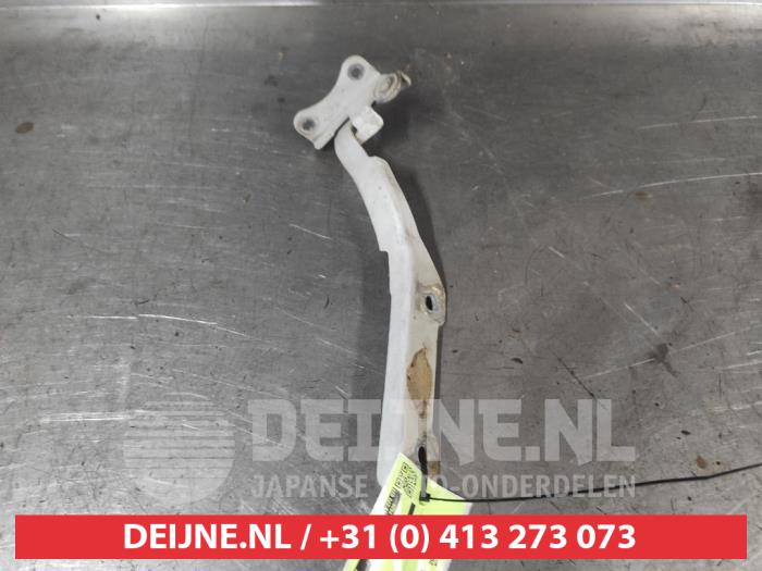 Suzuki Alto Bonnet Hinge O741914