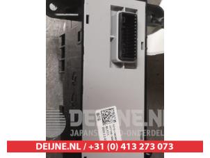 Hyundai Kona AIH headlight switch O742011 photo 2