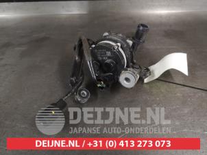 Hyundai Kona Extra waterpomp O742029 foto 2