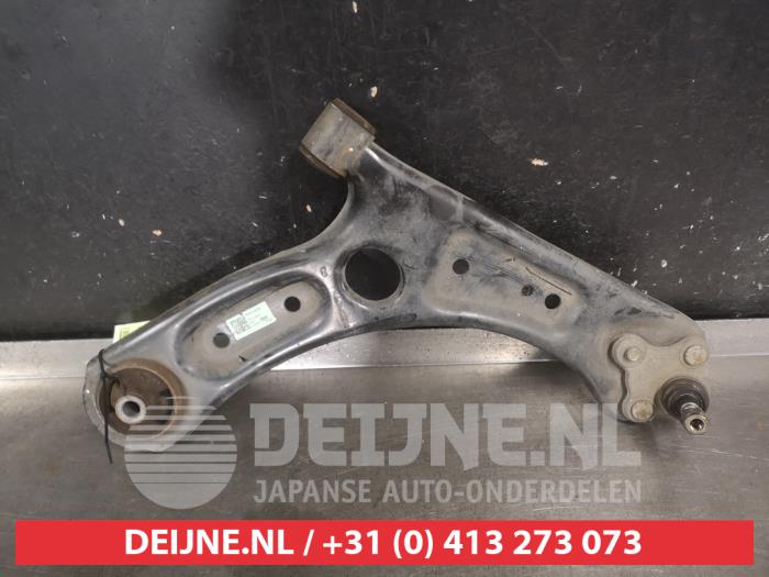 Hyundai Kona Querlenker unten rechts vorne O742035