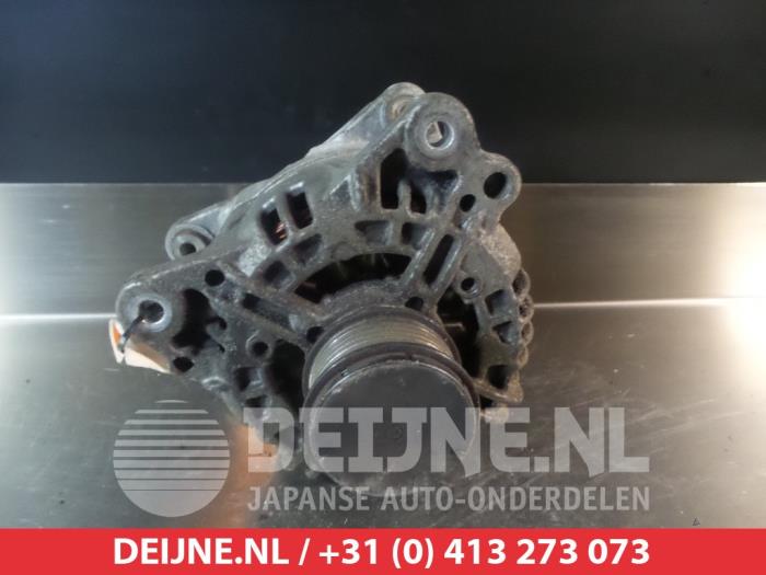 Gebruikte Dynamo Mitsubishi Grandis (NA) 2.0 DI-D 16V Prijs € 25,00 Margeregeling aangeboden door V.Deijne Jap.Auto-onderdelen BV