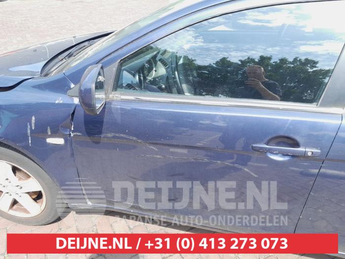 Mitsubishi Lancer Türscheibe 4-türig links vorne O742186