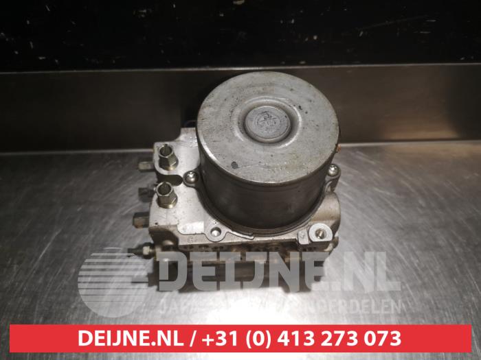 Gebruikte ABS Pomp Mazda 6 Sport (GH14/GHA4) 1.8i 16V Prijs € 60,00 Margeregeling aangeboden door V.Deijne Jap.Auto-onderdelen BV