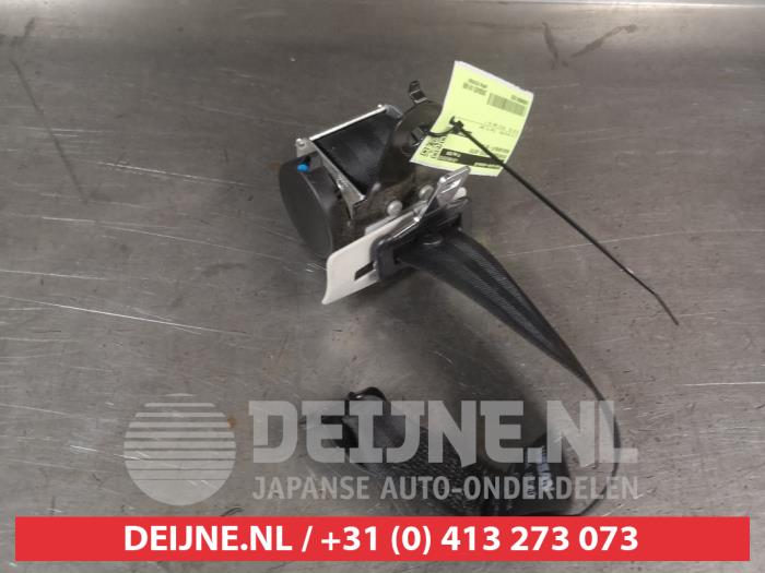 Nissan Qashqai Sicherheitsgurt rechts hinten O742328
