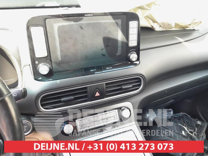 Hyundai Kona Heater control panel O742368