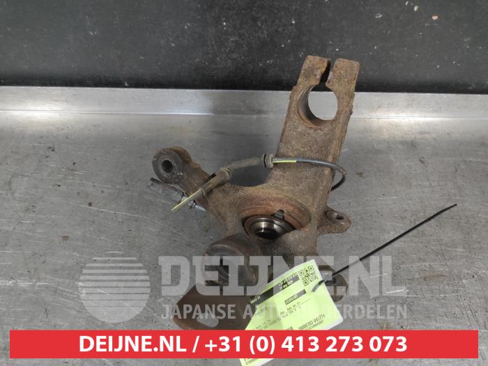 Toyota Aygo Achsschenkel links vorne O742400