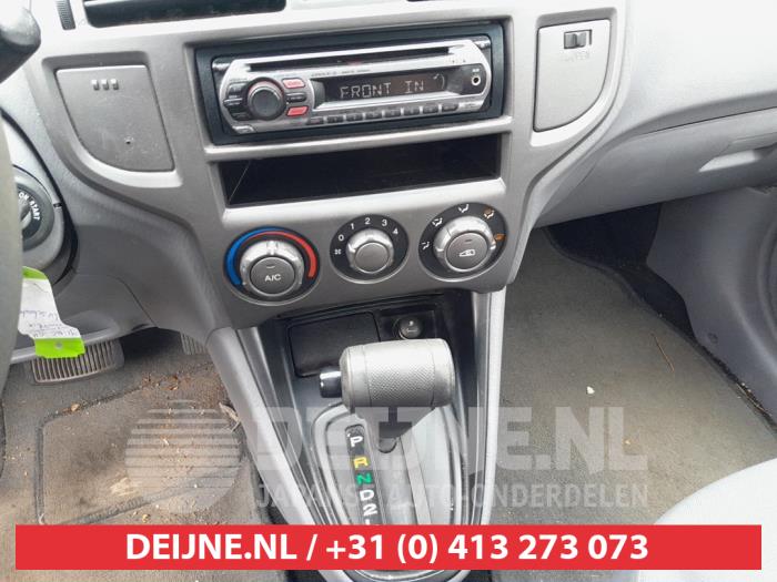 Hyundai Matrix Kachel Bedieningspaneel O742480