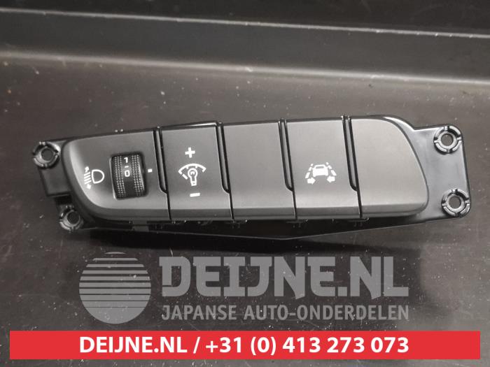 Hyundai I30 Fastback AIH headlight switch O742551