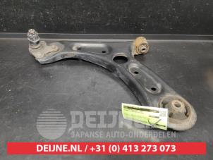 Hyundai I30 Fastback Front lower wishbone, left O742566 photo 2