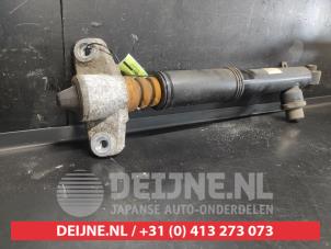 Hyundai I30 Fastback Rear shock absorber rod, left O742570 photo 3