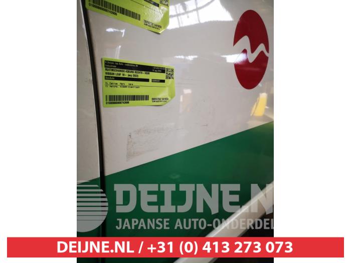 Nissan Leaf Portier 4Deurs rechts-voor O742603