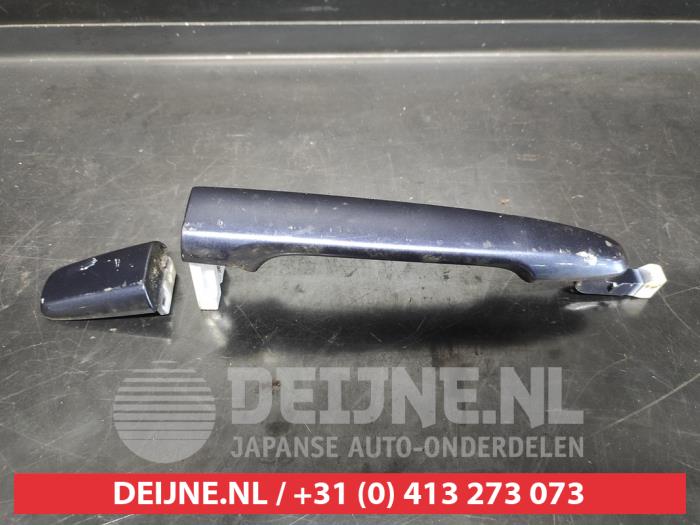 Mitsubishi Lancer Türgriff 4-türig rechts vorne O742635