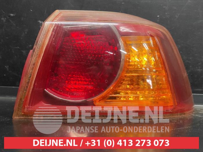 Mitsubishi Lancer Rücklicht rechts O742680