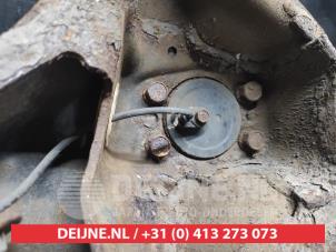 Mitsubishi Lancer Knuckle, rear right O742693 photo 3