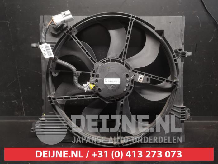 Nissan Qashqai Kühlgebläsegehäuse O742764