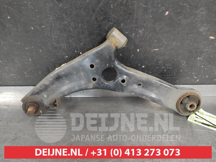 Kia Picanto Draagarm onder links-voor O742782