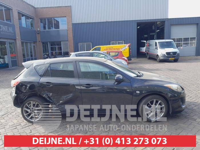 Mazda 3 Extra Ruit 4Deurs rechts-achter O742813