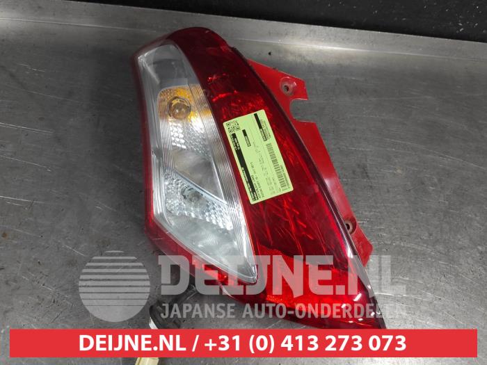 Suzuki Swift Rücklicht links O742882