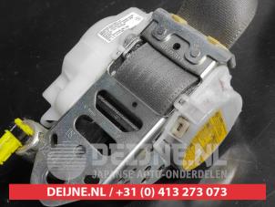Toyota Prius Front seatbelt, left O743011 photo 3