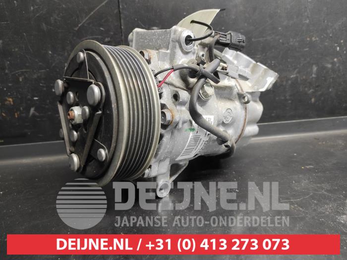 Gebruikte Aircopomp Nissan Juke (F16) 1.0 DIG-T 12V Prijs op aanvraag aangeboden door V.Deijne Jap.Auto-onderdelen BV