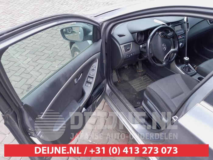 Hyundai I30 Combischakelaar ramen O743046