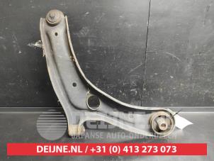 Kia Stonic Querlenker unten links vorne O743093 foto 2