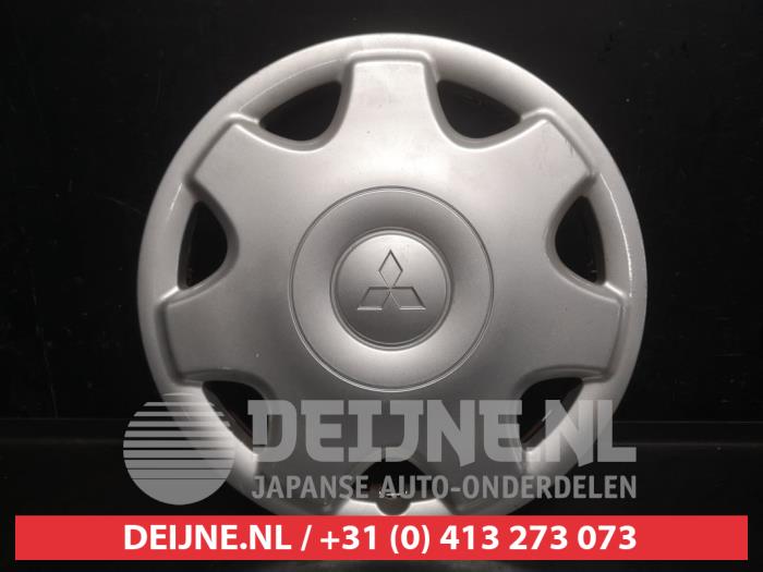 Mitsubishi Colt Wheel cover (spare) O743112