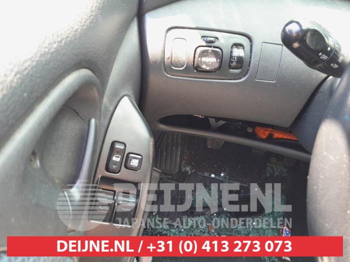 Toyota Yaris Multi-functional window switch O743257