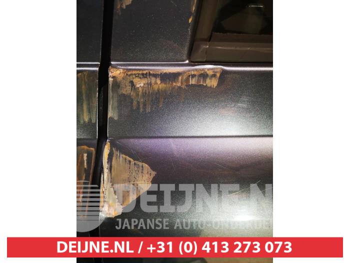 Toyota Yaris Tür 4-türig links hinten O743259