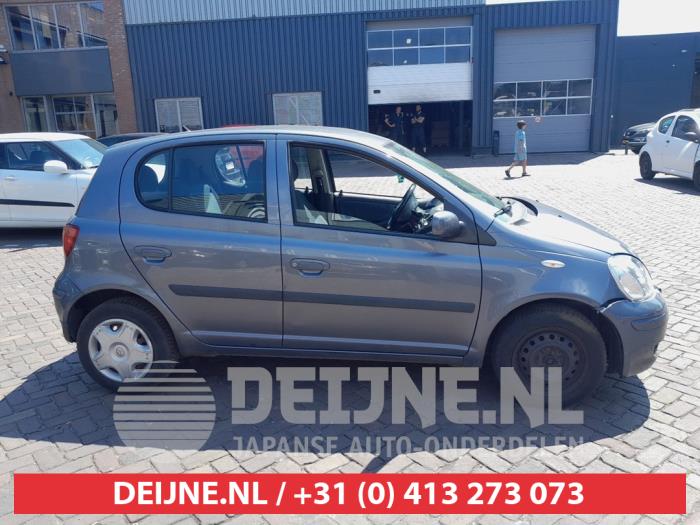 Toyota Yaris Türscheibe 4-türig rechts hinten O743273