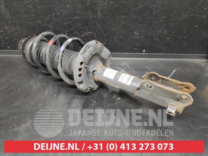 Kia Stonic Stoßdämpferstrebe links vorne O743228