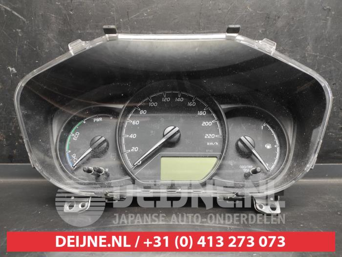 Toyota Yaris Tacho - Kombiinstrument KM O743294