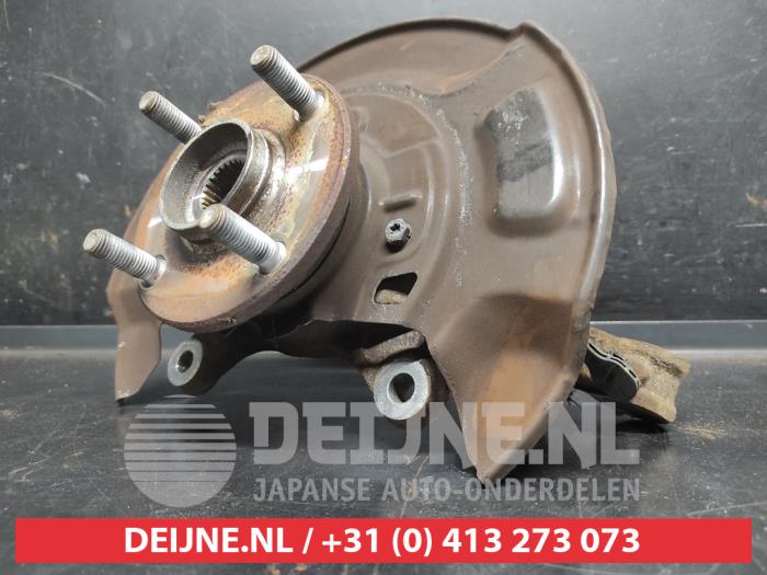 Toyota Yaris Achsschenkel rechts vorne O743307