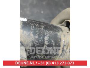 Mitsubishi ASX Schokdemperpoot rechts-voor O743366 foto 3