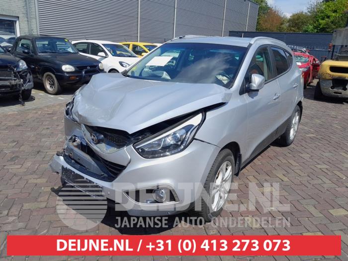 Hyundai IX35 Kotflügel links vorne O743486