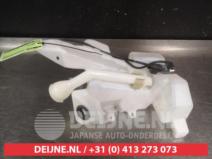 Nissan Qashqai Scheibensprühertank vorne O743552
