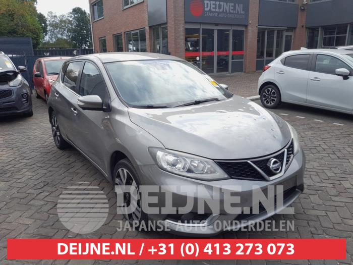 Nissan Pulsar Scheinwerfer rechts O743562