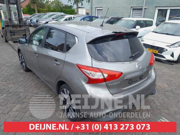 Nissan Pulsar Stoßstange hinten O743575