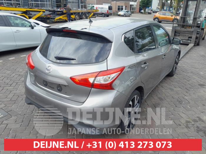 Nissan Pulsar Heckklappenreflektor rechts O743579
