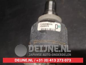 Toyota Yaris Antriebswelle links vorne O743593 foto 3