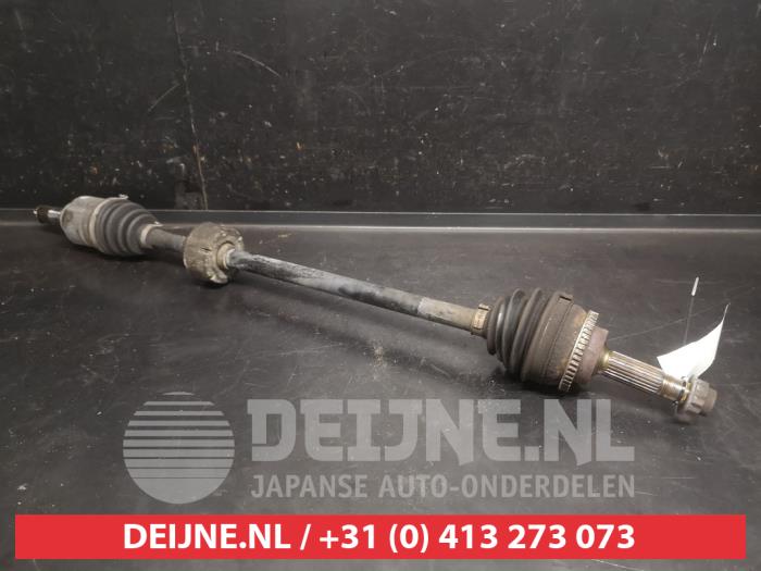 Toyota Yaris Aandrijfas rechts-voor O743594