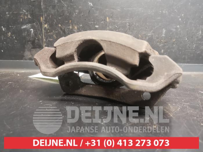 Toyota Yaris Bremszange links vorne O743596