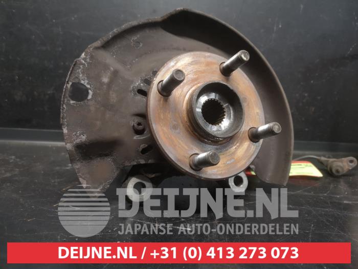 Toyota Yaris Achsschenkel rechts vorne O743604